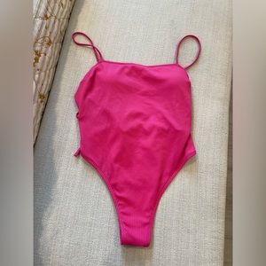 Brand new hot pink cupshe swimsuit
